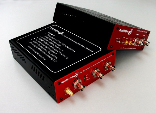 通道數(shù)：2 最高頻率：120MHz ；樣本率：500MSPS ；輸出波形：正弦，三角，鋸齒，方波，脈沖，  噪聲，  直流等 ；頻率分辨率：1  μHz ；垂直分辨率：16bit 
