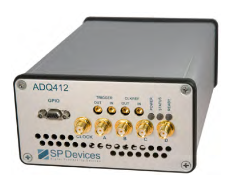 ADQ412 可使用雙通道，每通道 12 比特分辨率，2 GSPS
采樣率；或者 4 通道，每通道 12 比特分辨率，1 GSPS 采
樣 率。 擁 有 700 MSamples 板 載 內(nèi) 存。 適 用 于 例 如 IF/RF
采樣及高速數(shù)據(jù)記錄等不同的應(yīng)用場合