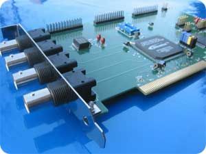 200MHz時鐘頻率，獨立24路輸出，10MHz的外部觸發(fā)頻率，板載內(nèi)存：64K，TTL，脈沖輸出