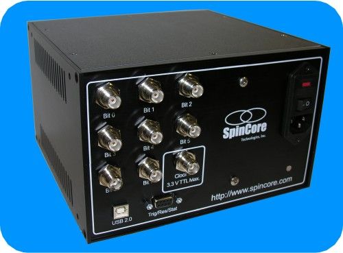 很低的電磁干繞，低噪聲，外時(shí)鐘：50MHz,8路可編程數(shù)字輸出，每通道12mA電流輸出，