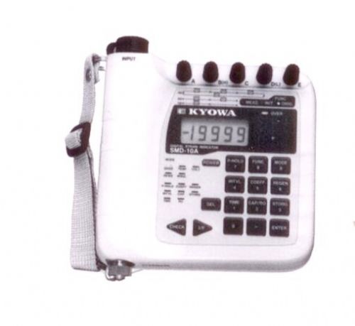 ·測量通道數(shù)：1·測量對象：應(yīng)變片，應(yīng)變片式傳感器，帶有測溫度機(jī)能土木傳感器（SMD-20A），直流電壓，熱電偶，抵抗，絕緣抵抗·測量范圍，應(yīng)變：0～±199000×10-6應(yīng)變，直流電壓：0～19.900V
